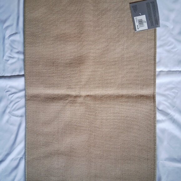 NWT Vintage Kohl's Estate Collections Beige "Trellis" Rug - Picture 8 of 10